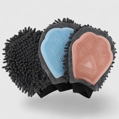 Pet Grooming Glove – Shower, Massage & Deshedding Brush for your frenchie