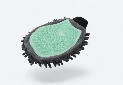 Pet Grooming Glove – Shower, Massage & Deshedding Brush for your frenchie